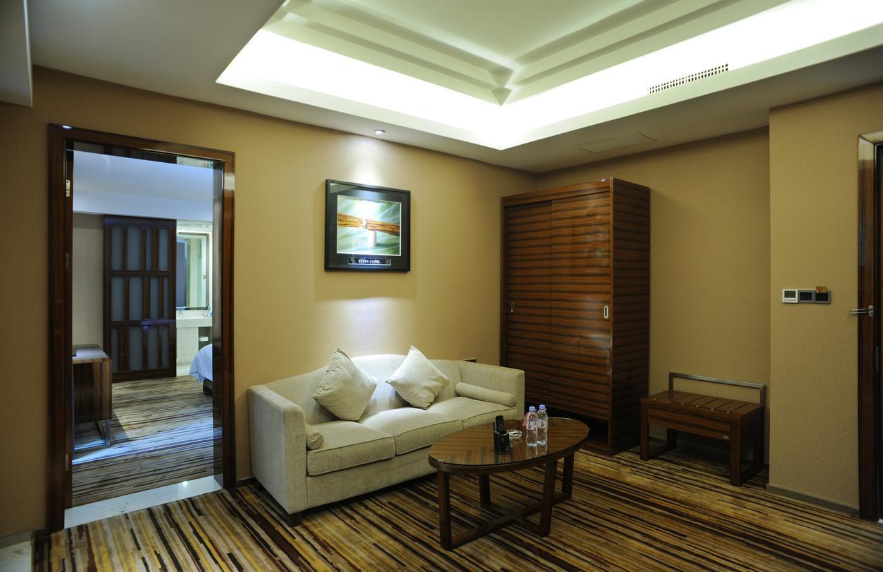 Jiangxi Seven Star Shang Wu Hotel Nanchang  Bagian luar foto